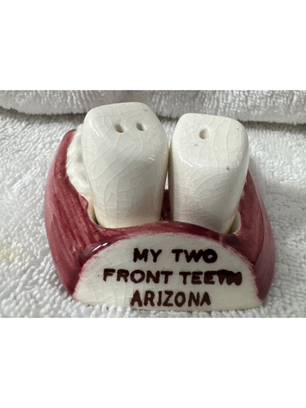 Novelty Salt & Pepper Shakers no Plugs My Two Front Teeth Arizona Souvenir